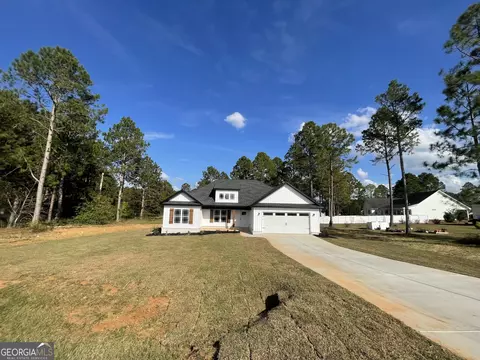 352 Mace Cannon Rd, Dublin, GA 31021 photo 2