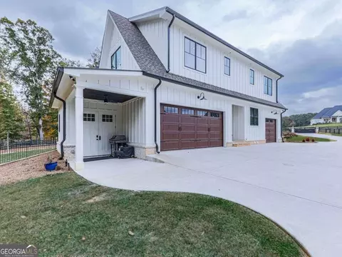 Exterior - 7919 E Cherokee Dr, Canton, GA 30115 photo 8 of 9