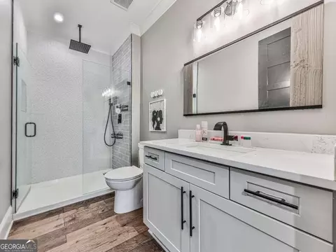 Bath - 7919 E Cherokee Dr, Canton, GA 30115 photo 7 of 9