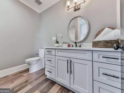 Bath - 7919 E Cherokee Dr, Canton, GA 30115 photo 5 of 9