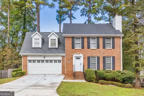 920 Meadowsong Cir, Lawrenceville, GA 30043