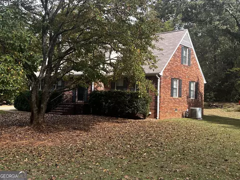 26 Deerfield Rd, Covington, GA 30014 photo 3