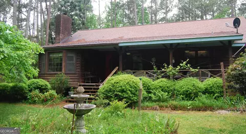 124 Davis Rd, Newborn, GA 30056