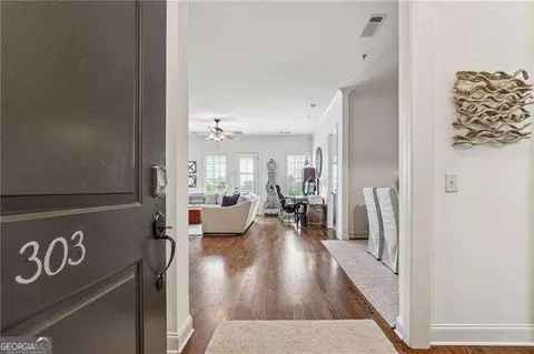 360 Chambers St #303, Woodstock, GA 30188