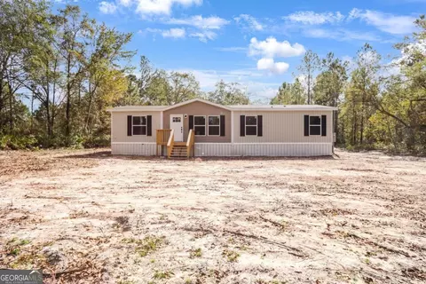 912 Broadhurst Rd W, Screven, GA 31560