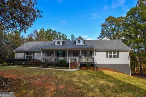 279 Old Cherokee Rd, Cleveland, GA 30528