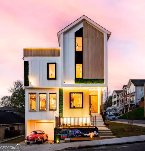 204 S Avenue Ave SE, Atlanta, GA 30315