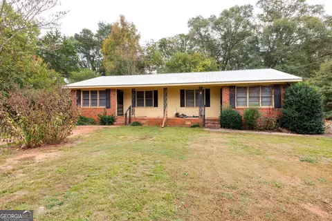 145 Springtree Rd, Athens, GA 30605