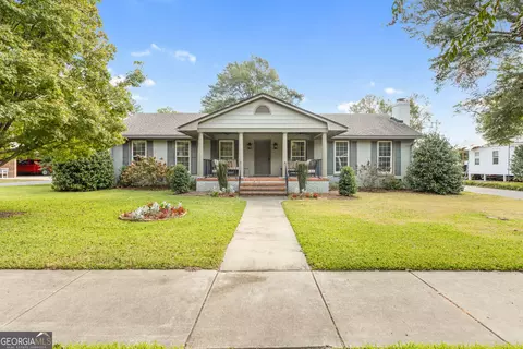 814 Academy Dr, Louisville, GA 30434