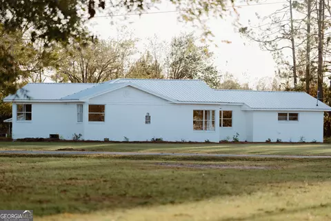 2251 Zoar Rd, Baxley, GA 31513