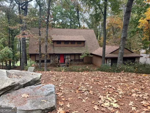 805 Nile Dr, Alpharetta, GA 30022