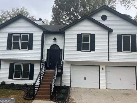 445 Heathgate Dr, Lawrenceville, GA 30044