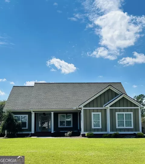 14 Pearl St SE, Moultrie, GA 31788