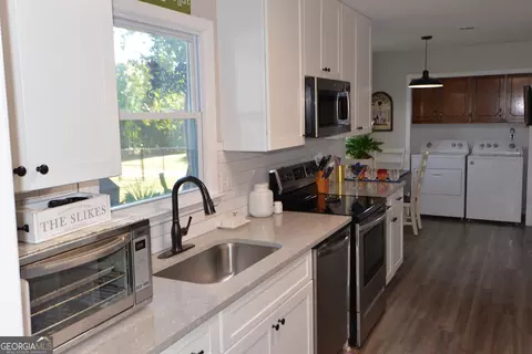 800 Newmorn Dr, Hampton, GA 30228 photo 6