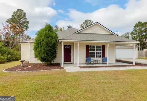 5662 Emily Ln, Hahira, GA 31632