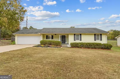 5537 Farm House Ln, Oakwood, GA 30566