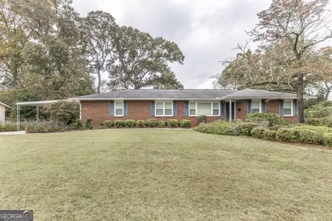 105 Woodridge Dr, Warner Robins, GA 31093