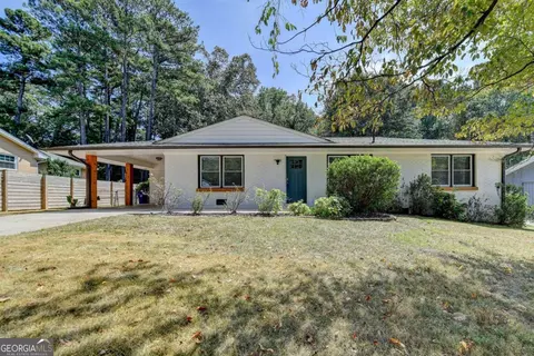 4245 Smithfield Dr, Tucker, GA 30084