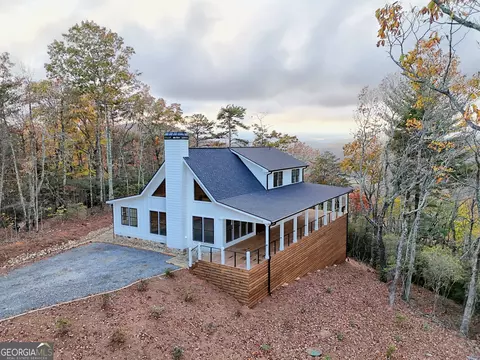 689 Summer Ln, Clayton, GA 30525