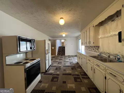 19 Priscilla Dr, Lagrange, GA 30241 photo 8