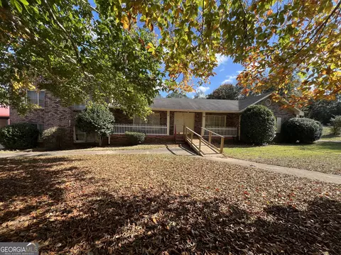 19 Priscilla Dr, Lagrange, GA 30241