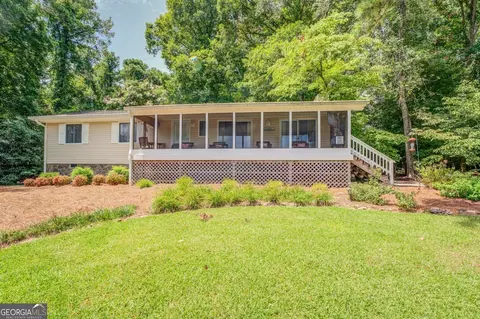 166 Blackberry Rd, Jackson, GA 30233