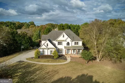 1135 Richmond Glen Cir, Alpharetta, GA 30004
