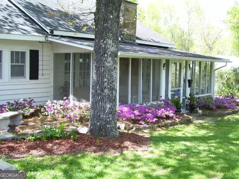 194 Gadsden Ave, Cloudland, GA 30731