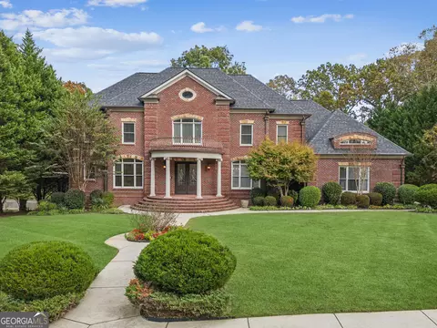 1383 Larose Dr, Hoschton, GA 30548