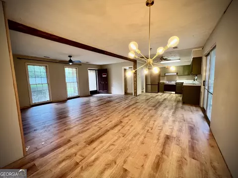 303 Pinehurst Dr, Dublin, GA 31021 photo 7