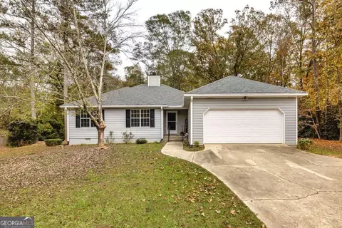 92 Deerfield Ln, Carrollton, GA 30116