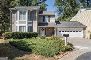 4582 Village Oaks Ct, Atlanta, GA 30338