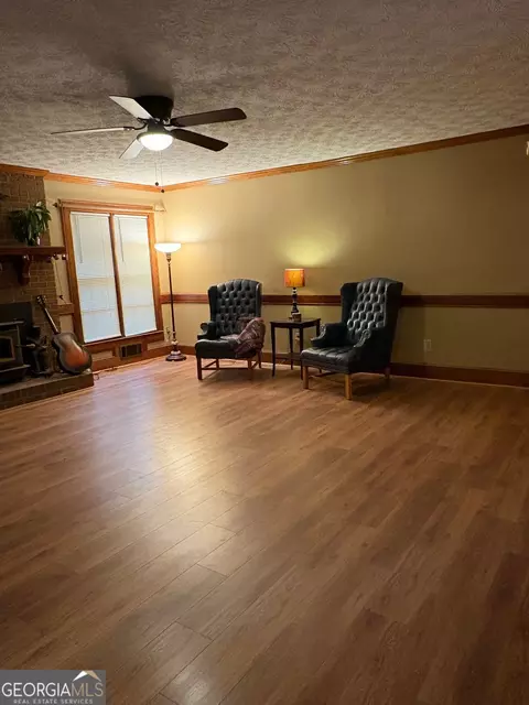 2111 Hutton Dr, Grayson, GA 30017 photo 3