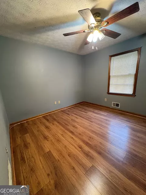 2111 Hutton Dr, Grayson, GA 30017 photo 7