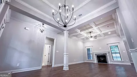 Living - 111 Obsidian Dr, Perry, GA 31069 photo 4 of 7