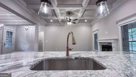 Kitchen - 111 Obsidian Dr, Perry, GA 31069 photo 2 of 8