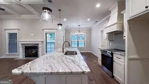 Kitchen - 111 Obsidian Dr, Perry, GA 31069 photo 1 of 8