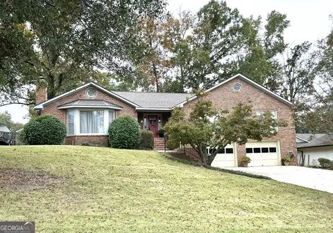 3205 Silver Lake Dr, Phenix City, AL 36867
