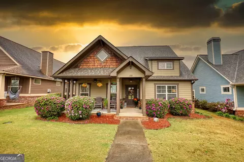 132 Tan Yard Rd, Social Circle, GA 30025