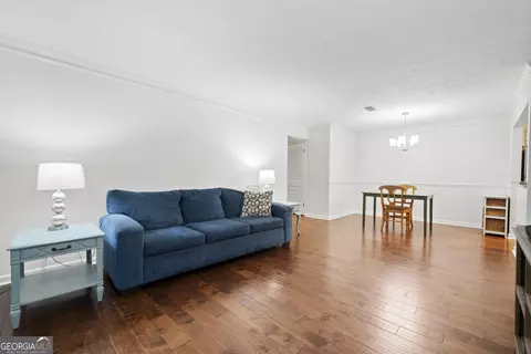 1633 Raleigh Cir SE, Marietta, GA 30067