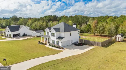 View/Area - 233 Dixon Cir, Williamson, GA 30292 photo 3 of 14