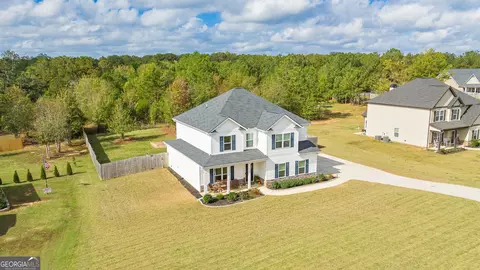 View/Area - 233 Dixon Cir, Williamson, GA 30292 photo 1 of 14