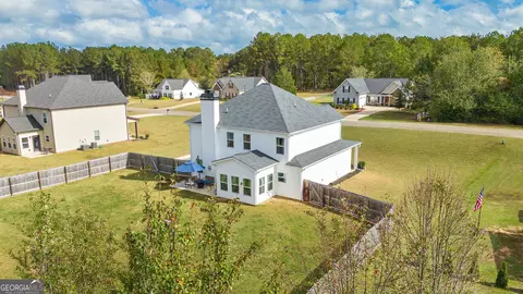 View/Area - 233 Dixon Cir, Williamson, GA 30292 photo 9 of 14