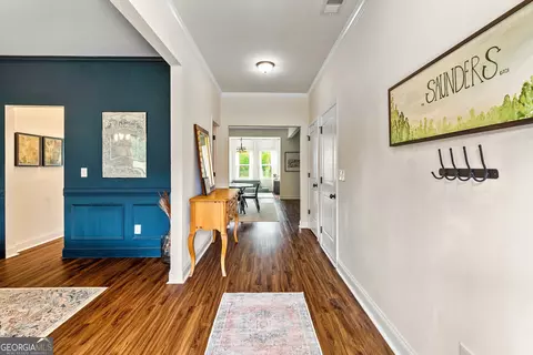 Entry Way - 233 Dixon Cir, Williamson, GA 30292 photo 2 of 4