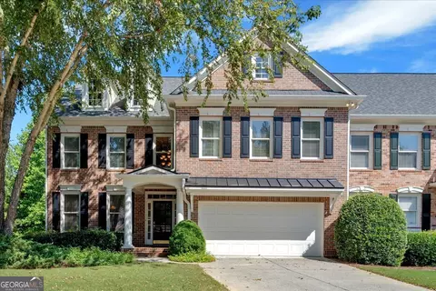 551 Vinings Estates Dr SE, Mableton, GA 30126