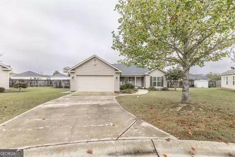 106 Rockport Ct, Perry, GA 31069 photo 3