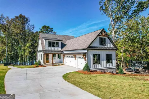1401 Oconee Heights Dr, Greensboro, GA 30642