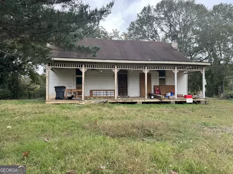 296 Lagrange St, Grantville, GA 30220