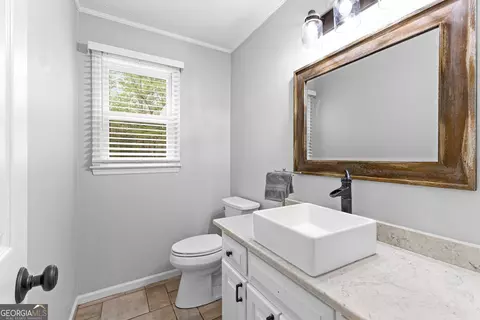 Bath - 2926 Mooty Bridge Rd, Lagrange, GA 30240 photo 5 of 14