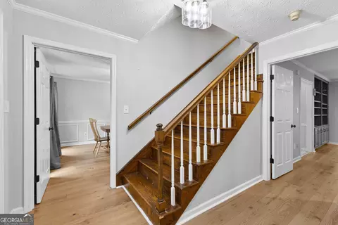 Entry Way - 2926 Mooty Bridge Rd, Lagrange, GA 30240 photo 5 of 11